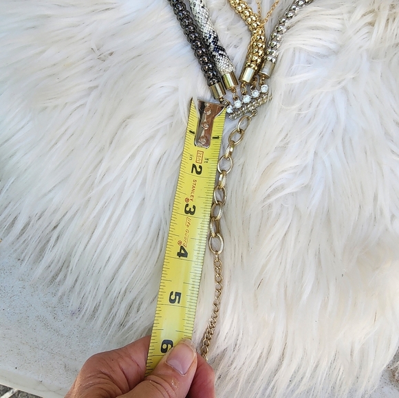 Snake triple chain necklace NWOT - Picture 5 of 7